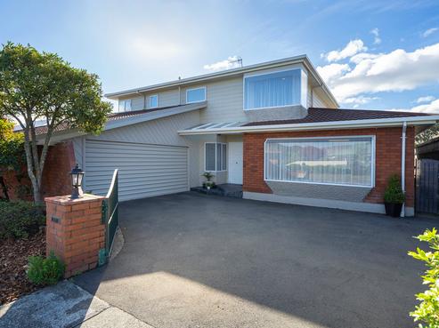 4 Stead Crescent, Stoke