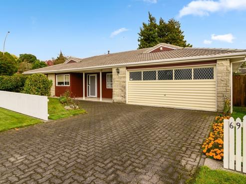 69 Lytton Street, Glenholme