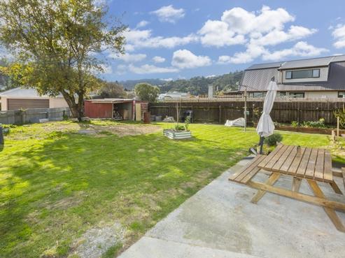 16 Richard Grove, Stokes Valley