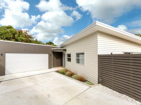 6 Fern Lane, Whalers Gate