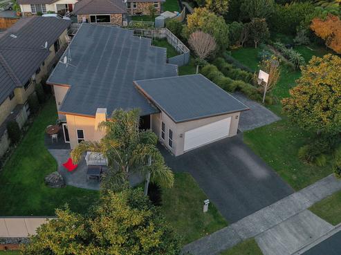 22 Stoneleigh Drive, Chartwell