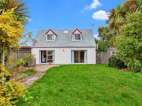 100A Main North Road, Woodend
