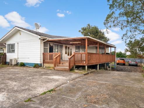 371 Roscommon Road, Clendon Park
