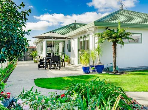 6 Beachwater Grove, Paraparaumu Beach