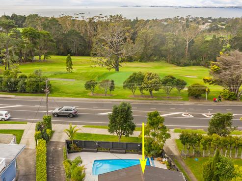 328 East Coast Road, Sunnynook