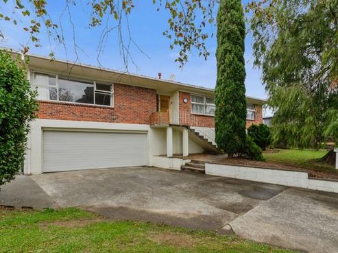 70 David Avenue, Hillpark