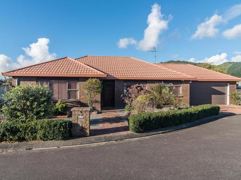 1 Inverell Place, Waikanae