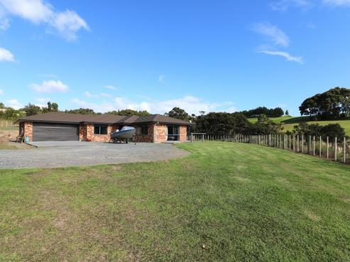 136 Stratford Drive, Cable Bay