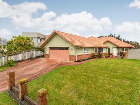 108 Pacific Drive, Fitzherbert