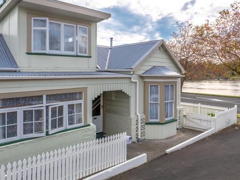 2 Park Place, Whanganui Central