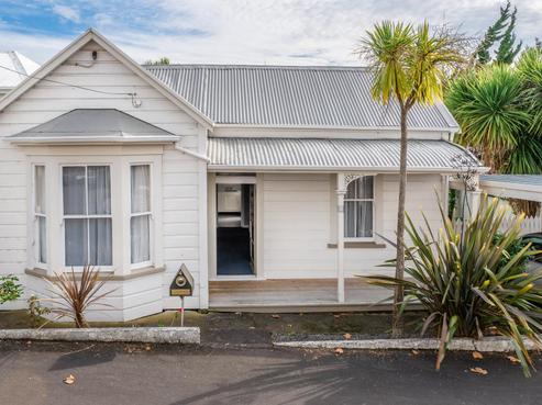 4 Park Place, Whanganui Central