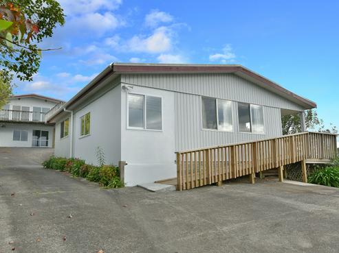 467 Whangaparaoa Road, Stanmore Bay