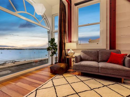 37 King Edward Parade, Devonport
