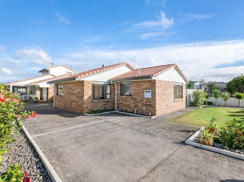 228 Centreway Road, Orewa