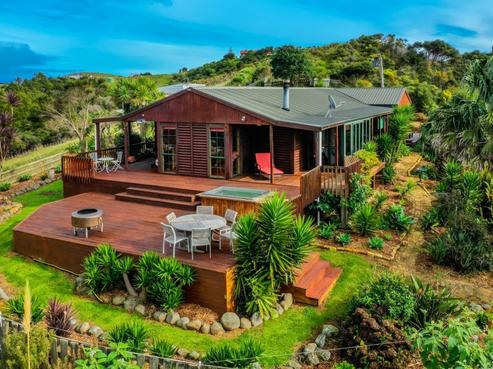 109 Constable Road, Muriwai