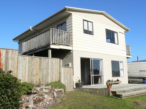 7 Matakane Street, Waitarere Beach