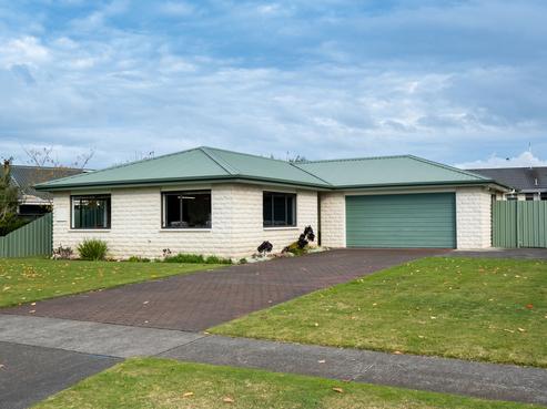 5 Whiting Crescent, Greenmeadows