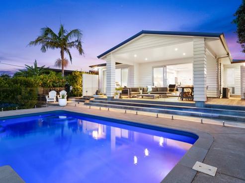 14 Rock Isle Road, Torbay