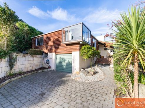 12 Raynbird Street, Company Bay