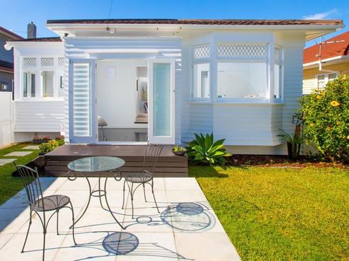 23 Harbour View Road, Point Chevalier