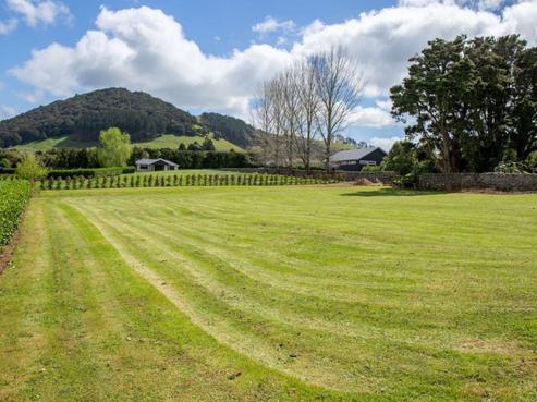 22 Jean Millington Lane, Maunu