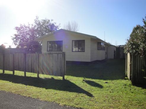 200 Hilton Drive, Whangamata