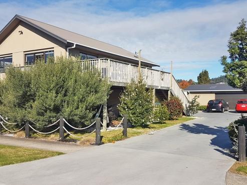 4 Tokoroa Road, Tairua