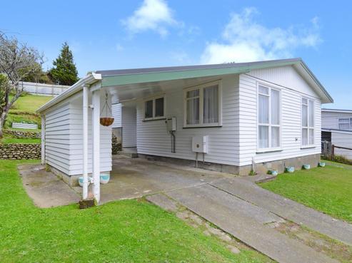 5 Greenwich Grove, Stokes Valley
