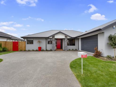 32 Beachvale Drive, Woodend Beach