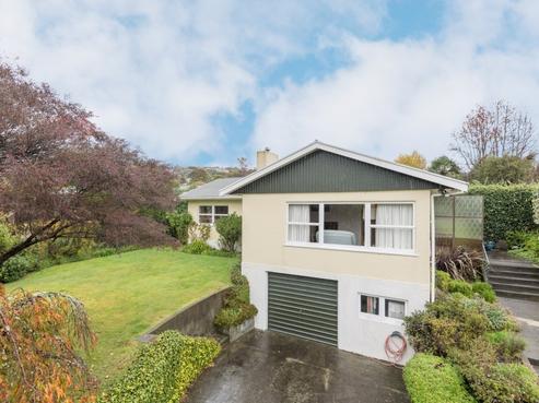 37 Cawthron Crescent, Annesbrook