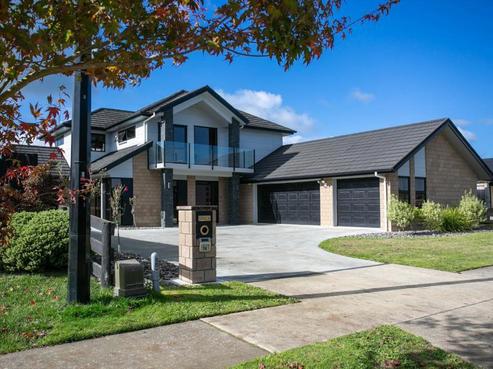 14 Isobel Hodgson Drive, Cambridge