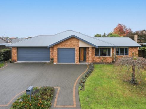 68 Cairns Crescent, Rototuna