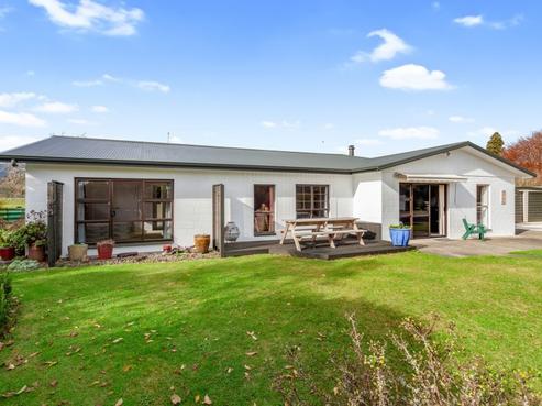 201 Reid Road, Taneatua