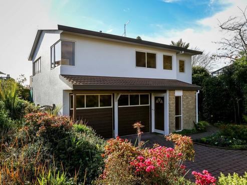 12 Sequoia Grove, Merrilands