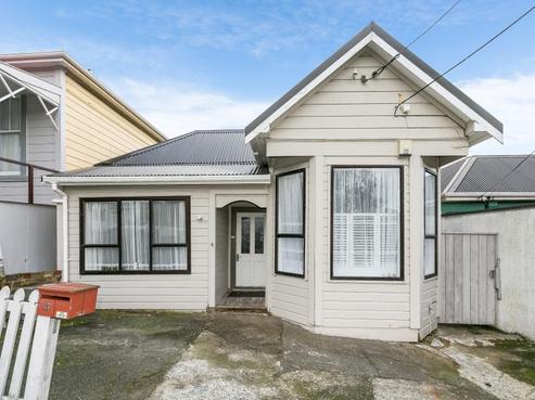 4 Chilka Street, Berhampore