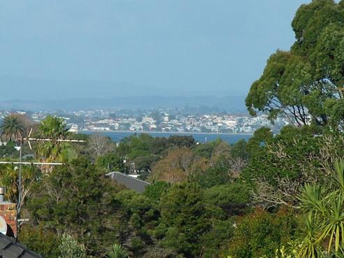 1/77 Old Lake Road, Narrow Neck