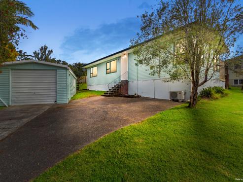 36 Thornlow Street, Glendene