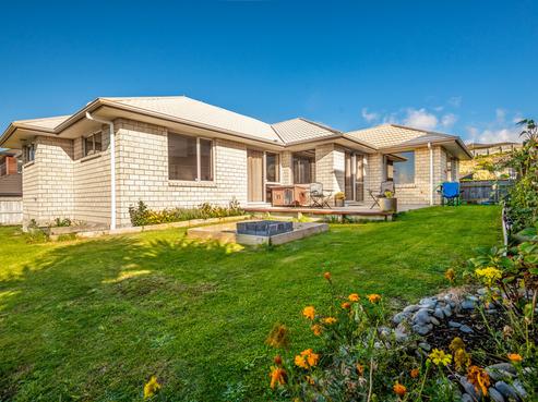 23 Tongariro Drive, Aotea
