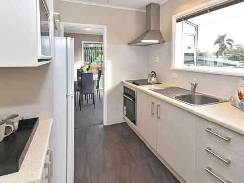 3 Hobart Crescent, Wattle Downs