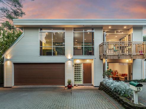 15 York Road, Titirangi