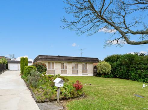 30 Diorella Drive, Clover Park