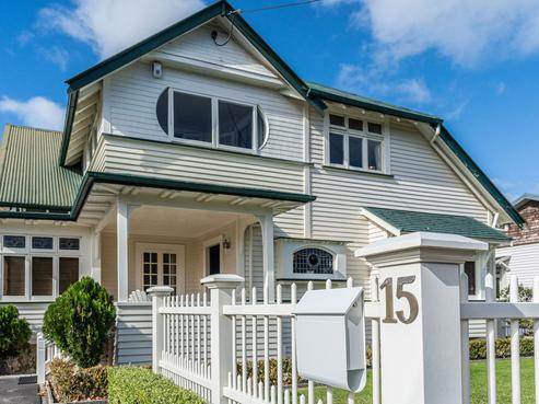 15 Queen Street, Northcote Point