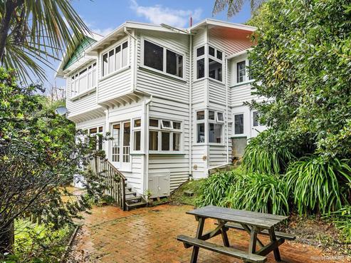 74 Hankey Street, Mount Cook