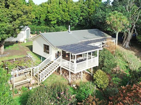20A Ostrich Farm Road, Pukekohe