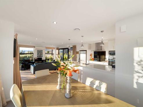 25 Hackett Road, Jacks Point