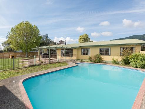 1 Carmello Grove, Richmond