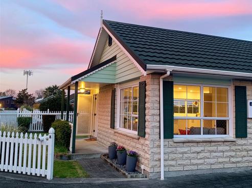 4/21 Havelock Road, Havelock North
