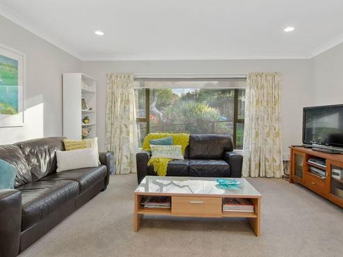 2/14 Spencer Road, Pinehill