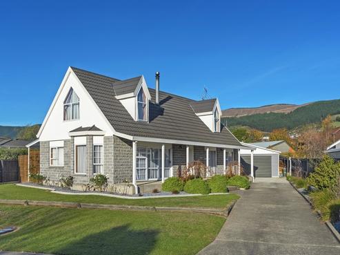14 Washbourn Drive, Richmond