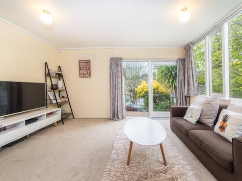 4/24 Commodore Drive, Lynfield
